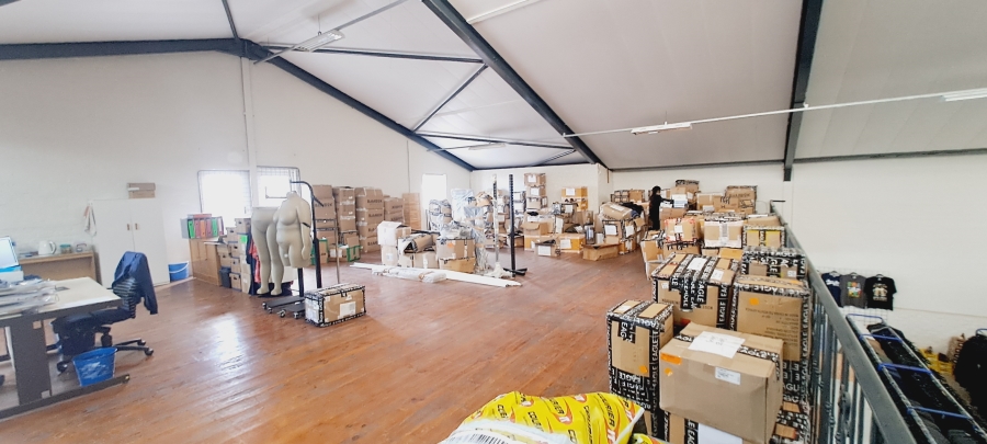 To Let commercial Property for Rent in Chantecler Western Cape